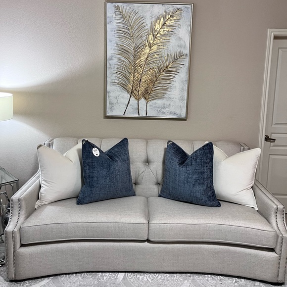 1-NWT CALLISTO HOME VELVET WEAVE DESIGN DECORATIVE PILLOWS (Read descrip… - Picture 14 of 17